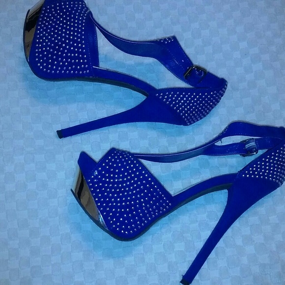 Liliana Peep Toe Stilettos with Silver Accent - Picture 6 of 7